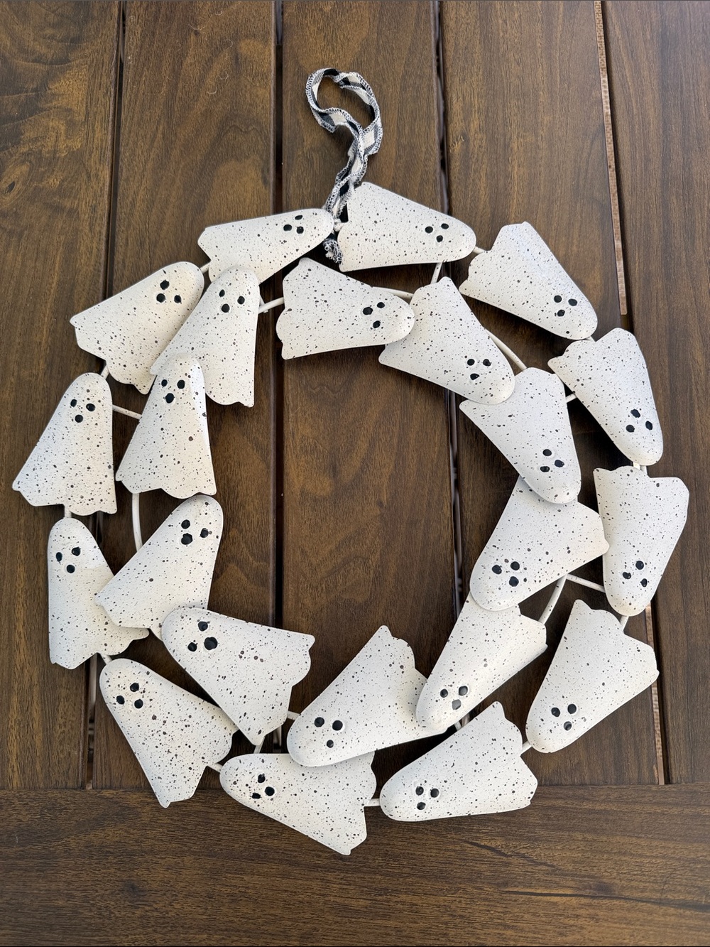 NEW Mud Pie Metal Speckled Ghost Wreath Halloween Fall Wall Door Decor